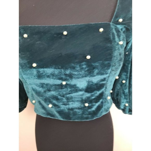 Urban Outfitters Dark Green Velvet Embellished Perla Crop Top Size Medium - Picture 3 of 9